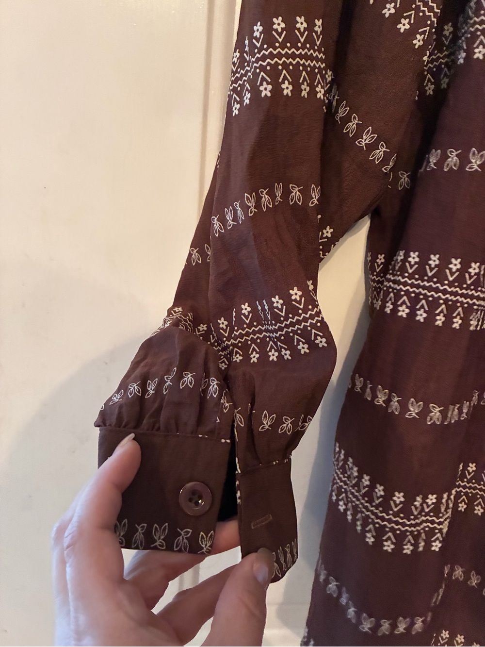 BloomChic Brown Button-Front Patterned Long-Sleeve Top - Picture 7 of 10